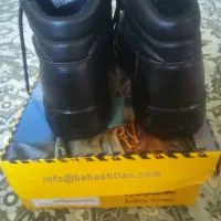 کفش بهشتیان|کیف، کفش، کمربند|شاهین‌شهر, شهرک میلاد|دیوار