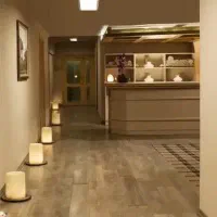 پرستار خانم تمام وقت یا نیمه وقت با اسکان