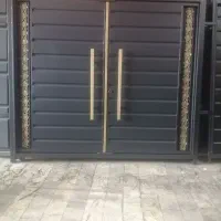 درب آهنی مدرن باغ ویلا حیاط