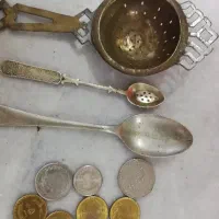چندعددسکه  قدیمی یه چایی صاف کن ودوتاقاشق|صنایع دستی و سایر لوازم تزئینی|مشهد, هفده شهریور|دیوار