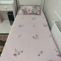 دو عدد تخت تک نفره به اضافه میز تحریر|تخت و سرویس خواب|اراک, |دیوار