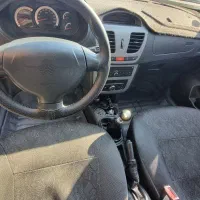 کوییک بسیار تمیز و بکر|خودرو سواری و وانت|شیراز, پودنک|دیوار