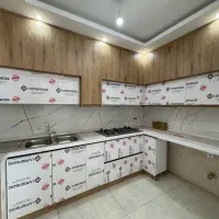 93 متری صفر هشت بهشت /تاپ برند منطقه/2نبش