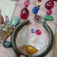 آگهی از خوزستان یاقوت برمه و سنگهای دیگر کهنه