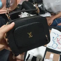 تعدادی کیف به قیمت تولیدی دونه ۱۰۰ تومن