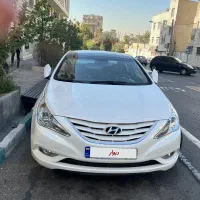 سوناتا yf سفید صدفی ۲۰۱۳ کارکرد ۱۱۱