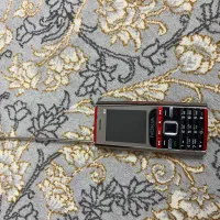 نوکیا E2 آنتن دار به همراه شارژرش.    گوشی سالم