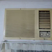 کولر گازی  پنجره ی