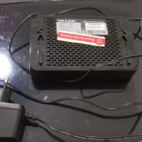 مودم سالم سیم دار tp link در حد نو