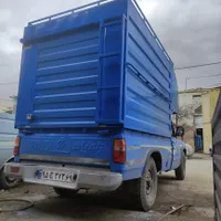 تعدادی راننده با ماشین مسقف