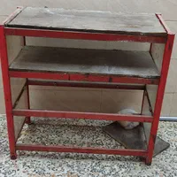 تخت فلزی وسندلی میز