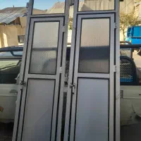 خریدار انواع درب و پنجره های آلمینیومی و..