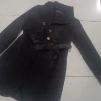 تعدادی پالتو و مانتو