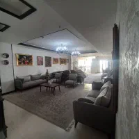 دیباجی جنوبی دولت ۱۳۰ متر ۳ خواب امکانات کامل