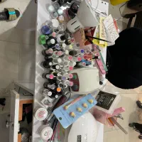 وسایل کاشت ناخن اصل وباکیفیت به فروش میرسد