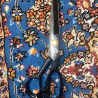 قیچی خیاطی قدیمی جنس خوب در حد نو