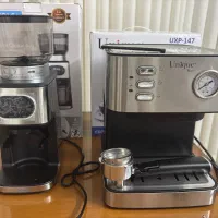 قهوه ساز و آسیاب قهوه کاملا نو