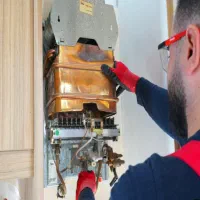 تعمیرات تخصصی آبگرمکن دیواری و بخاری در محل