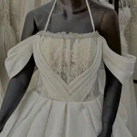 مزون عروس جیران|لباس|نجف‌آباد, باغ ملی|دیوار