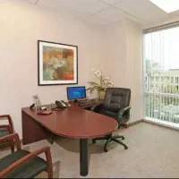 استخدام خانم منشی غیر حضوری