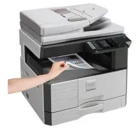 کلیه لوازم مغازه کامپیوتری به فروش میرسد