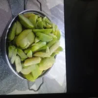باقالی پاک شده و ترخینه و سبزیجات خشک و لوبیا