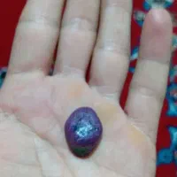 یاقوت وزن ۷گرم و۴۴۰صوت