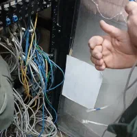تکنیسین برق کار شبکه دوربین مداربسته سانترال voip|خدمات پیشه و مهارت|تهران, آشتیانی|دیوار