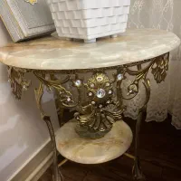 میز برنز در حد نو