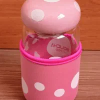 بطری درب‌دار دارای توری دمنوش و محفظه پارچه‌ای