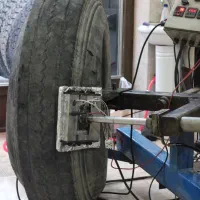 پخت و ترمیم تخصصی تایر لودری و کامیونی
