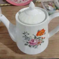 قوری چینی متوسط درجه یک ایرانی|قوری، کتری، قهوهساز دستی|کرج, خرمدشت|دیوار