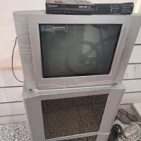 تلویزیون رنگی ۲۱ LG با دیجیتال بهمراه میز چرخشی