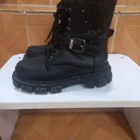 بوت بچگانه سایز ۳۲ در حد نوع