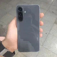 گوشی A56 256 8 در حد اکبند دوماه کارکرد