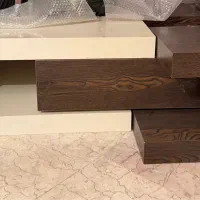 میز تلوزیون و جلو مبلی