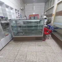 ویترین قنادی و یخچال اکواریمی