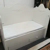 تخت خواب نوزاد