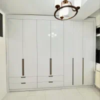 کارگر نیمه ماهر مونتاژ کابینت