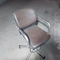 صندلی جکدار سالم|صندلی و نیمکت|رشت, باهنر|دیوار