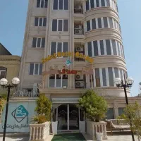 استخدام نیروی آقا