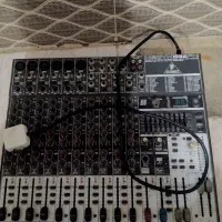 میکسر ۱۸۳۲ بهرینگر