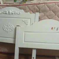 تشک و تاج تخت