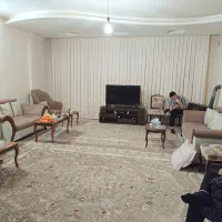 مبل تمیز در حد نو ۹ نفره|مبلمان خانگی و میز عسلی|مشهد, فرهنگیان (شهرک غرب)|دیوار