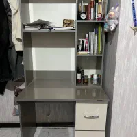 تخت دو طبقه با میز تحریر|تخت و سرویس خواب|محمدشهر, سیدآباد|دیوار