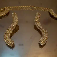 سرویس  بدلیجات دستبند گوشواره گردنبند وتک پوش