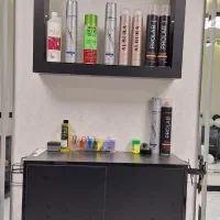 فروش دکور و تجهیزات آرایشگاه