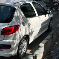 ۲۰۶ سفیدصدفی مدل ۸۲ فرانسه