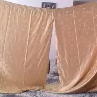 پرده قهوه ای رنگ در حد نو