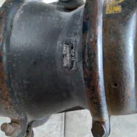 بوستر ترمز تریلی سه محور. کامیون